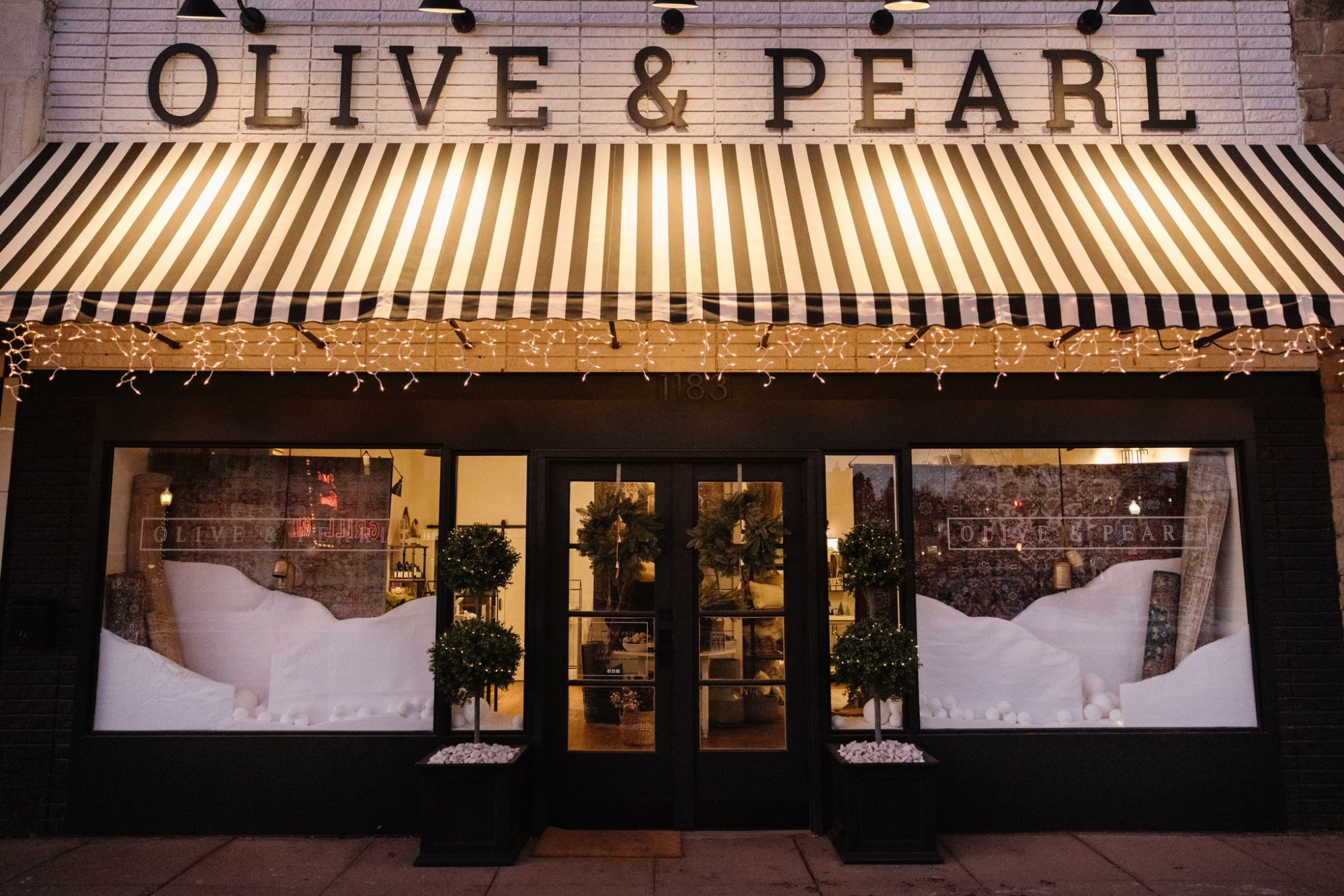 The storefront of Olive and Pearl in Cody Yellowstone