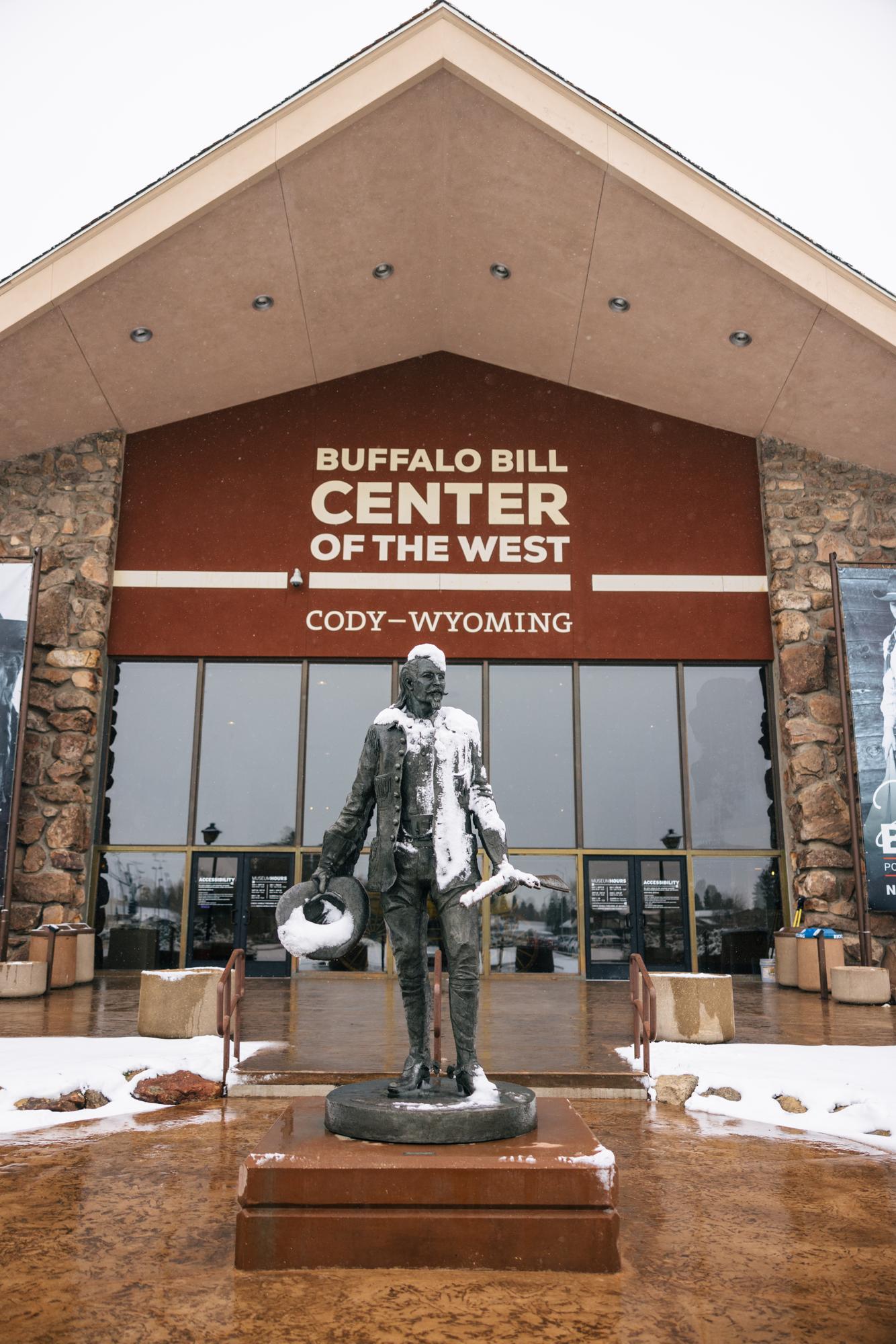 Statue of Buffalo Bill outside the Buffalo Bill center