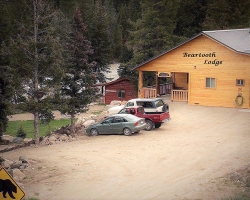 Beartooth Lodge Bed & Breakfast and Cabin Rentals 2